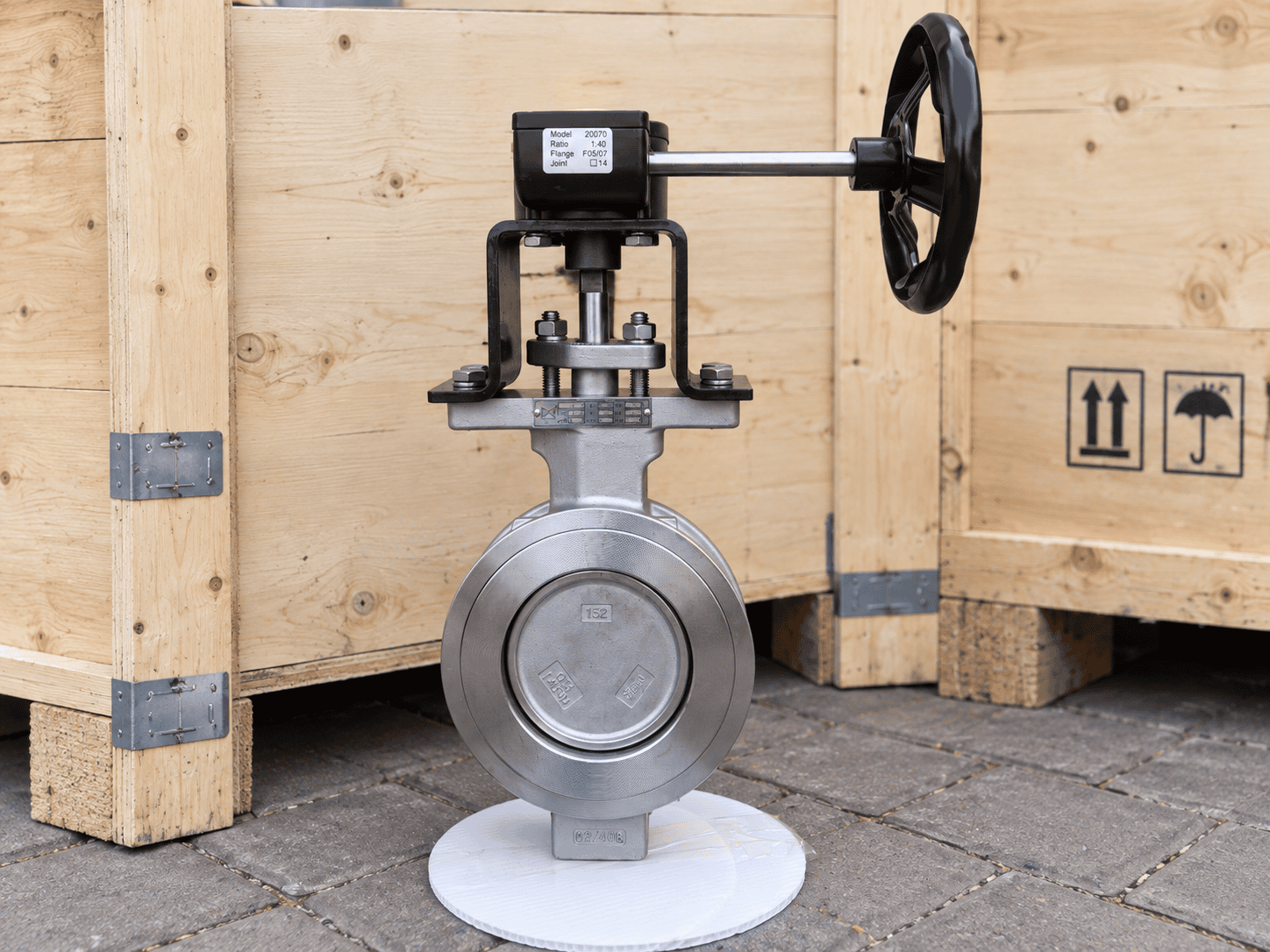 WEISSMILLER Double Eccentric Butterfly Valve CF8 Side View