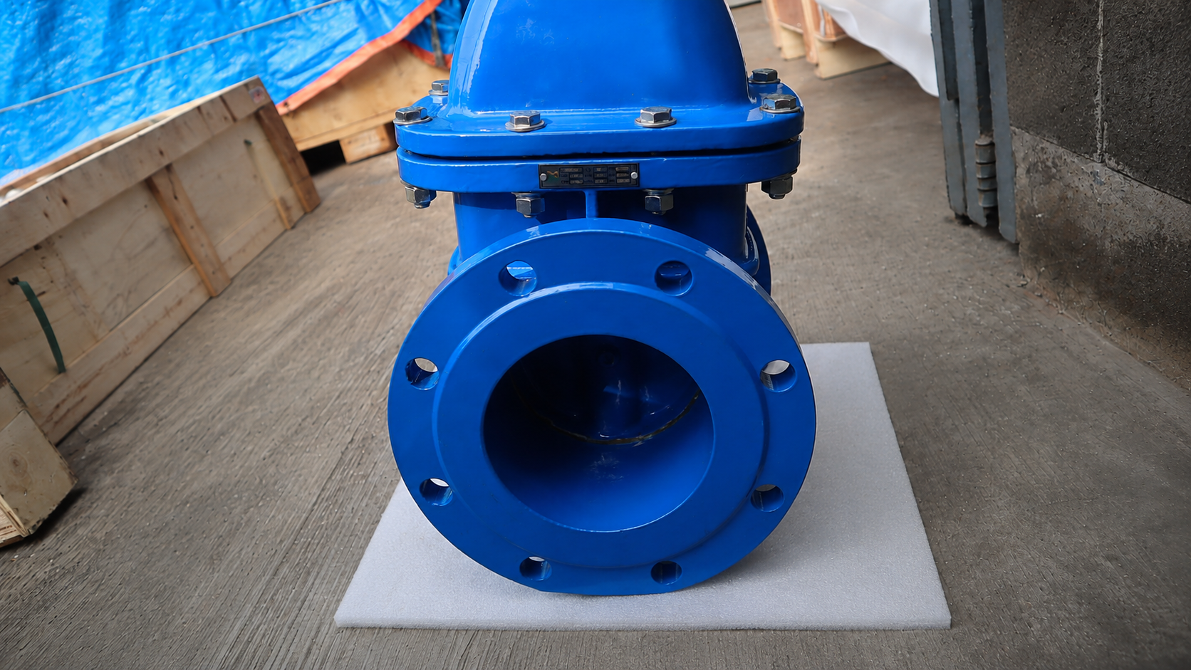 Ductile Iron RF Flanged Gate Valve with Extended Stem Product View